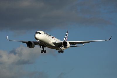AIR FRANCE AIRBUS A350 900 MRU RF 002A2285.jpg