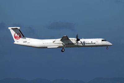 DASH 8 VOL 2