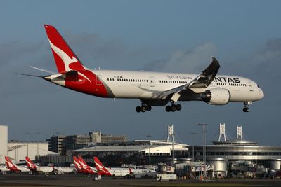 QANTAS AIRCRAFT SYD RF 002A3370.jpg