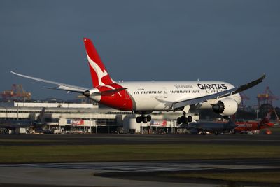 QANTAS BOEING 787 9 SYD RF 002A3372.jpg