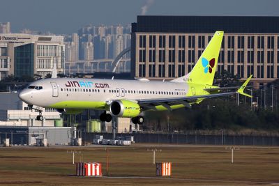 JINAIR BOEING 737 MAX 8 ICN RF 002A4035.jpg