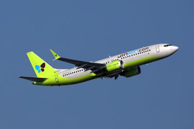 JINAIR BOEING 737 MAX 8 ICN RF 002A5095.jpg