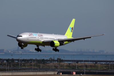 JINAIR BOEING 777 200 ICN RF 002A3786.jpg