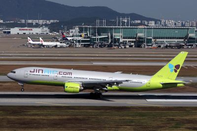 JINAIR BOEING 777 200 ICN RF 002A3788.jpg