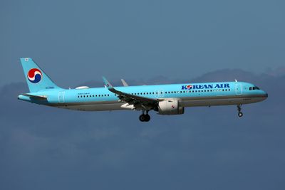 KOREAN AIR AIRBUS A321 NEO OKA RF 002A4476.jpg