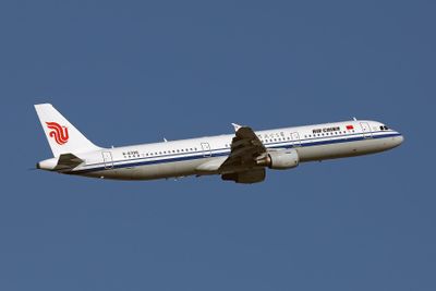 AIR CHINA AIRBUS A321 ICN RF 002A3896.jpg