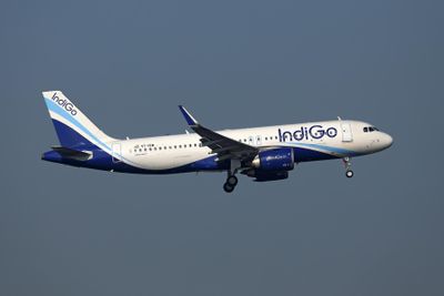 INDIGO AIRBUS A320 NEO BKK RF 002A5981.jpg