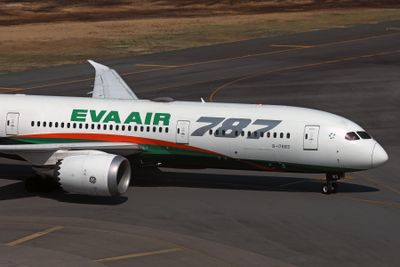 EVA AIR BOEING 787 10 HKG RF 002A5892.jpg