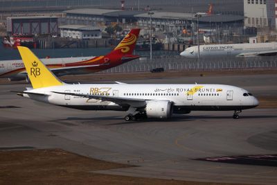 ROYAL BRUNEI BOEING 787 8 HKG RF 002A5732.jpg