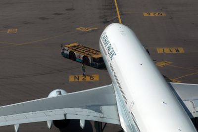 CATHAY PACIFIC BOEING 777 300ER HKG RF O002A5916.jpg
