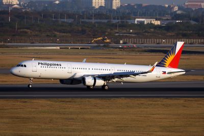 PHILIPPINES AIRBUS A321 BKK RF 002A6145.jpg
