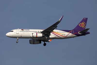 THAI AIRBUS A320 BKK RF 002A6359.jpg