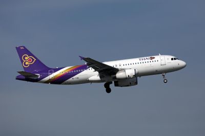 THAI AIRBUS A320 BKK RF 002A6379.jpg