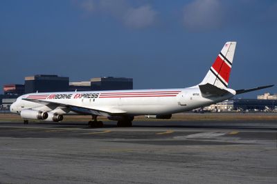 AIRBORNE EXPRESS DC8F LAX RF F S 2403.jpg