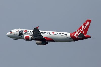 AIR ASIA AIRBUS A320 CGK RF 002A6935.jpg