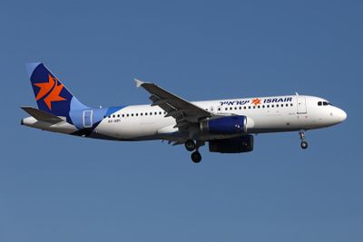 ISRAIR AIRBUS A320 ATH RF 002A8281.jpg