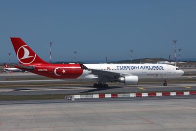 TURKISH AIRLINES AIRBUS A330 200 IST RF 002A7855.jpg