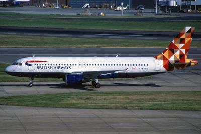 BRITISH AIRWAYS AIRBUS A320 LHR RF F2.jpg