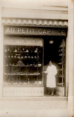 En 1936 - Parfumerie Hualig - 28 Avenue Dumont