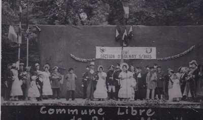 1910-15 environ - Commune Libre d'Aulnay dans le parc du chateau detruit