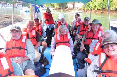 TRIP DAY 4 (Thu, 3/30): Off to Corcovado National Park

Michael, Ross, Erick, park guide Elia, Mary, Garry, park guide Jos, Dawn, Jerry, Steve, Carolyn, Patty
Photo by Andy Johannson
