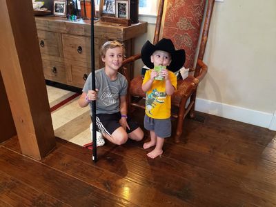 Max takes a break for a photo opp with Cole.