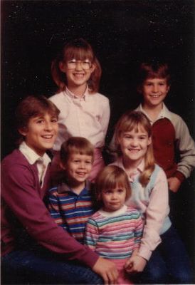 Cousins Jeremy, Daniel, Lisa, Heather, and Leslie and Seth in back