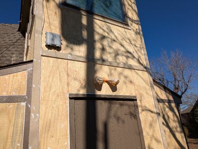 Masked light fixtures