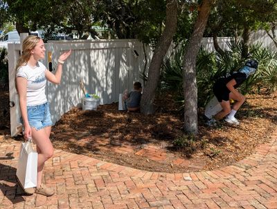 Xander and Max search around the front garden while Madison gets started.