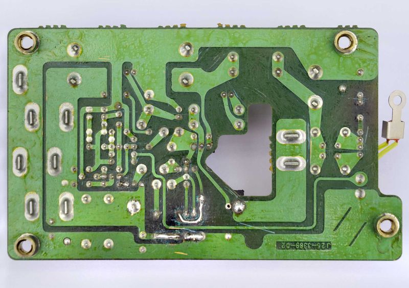 13 Volt Board Tracks