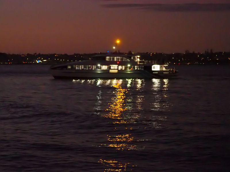 Ferry Auckland Devonport 4
