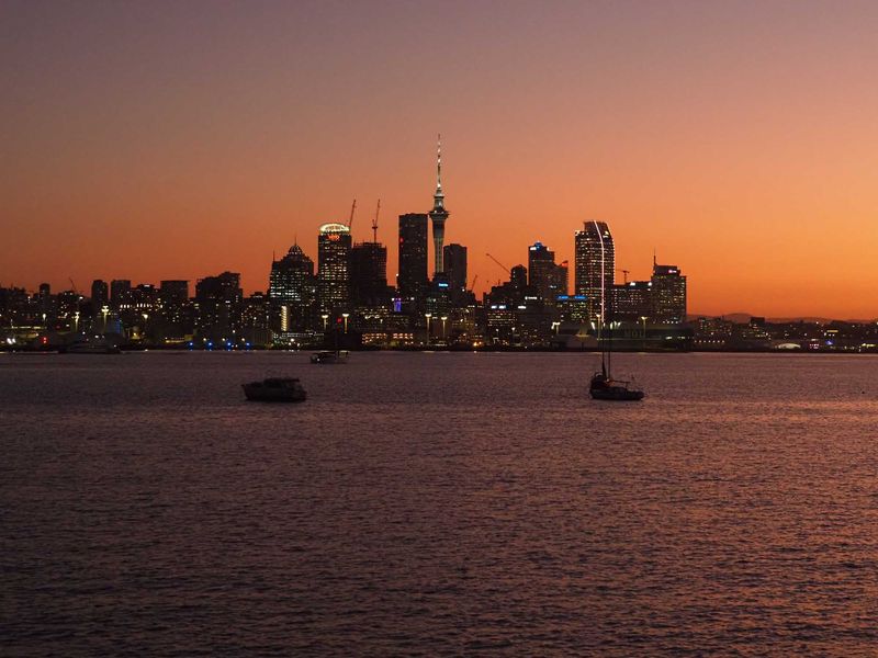 Auckland 6:08 PM