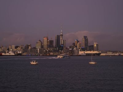 Auckland Daybreak 2