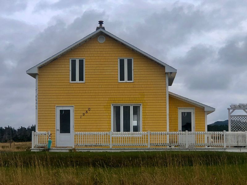 Maison jaune