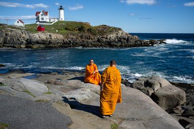 Krishnas au Nubble Light House - York, Maine