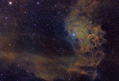 IC 405 Flamming Star Nebula