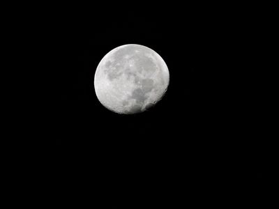 Barrett_DSCN3145_Moon.JPG