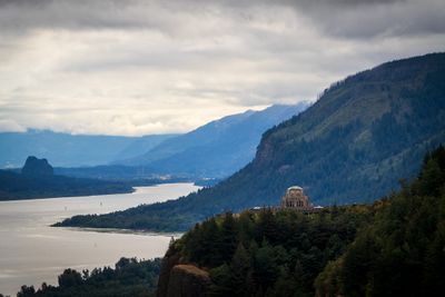 Vista House at Crown Point, Columbia Gorge