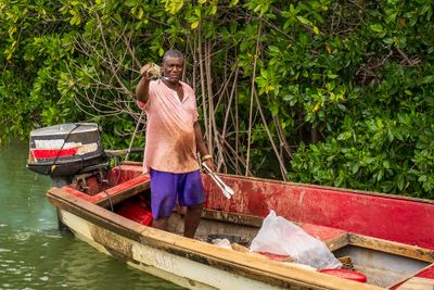 Crab Catcher with Tool
