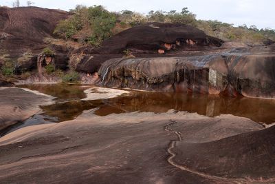 Tham Phra Waterfall