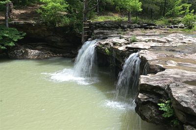 Falilng Waterfalls