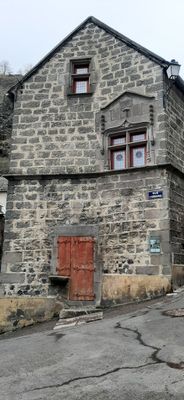 231 Vacances dans le Cantal - 200296~1 optimise Pbase.jpg