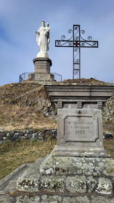 237 Vacances dans le Cantal - 2052D4~1 optimise Pbase.jpg