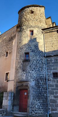 82 Vacances dans le Cantal - 204F05~1 optimise Pbase.jpg