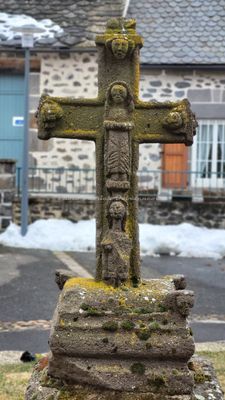 543 Vacances dans le Cantal - 20F25D~1 optimise Pbase.jpg