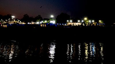 Starburst on the shoreline, Varanasi