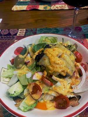 elkcheesebugersalad.jpg