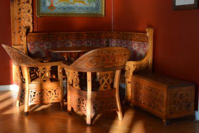 Old Wood Furnitures - Balestrand