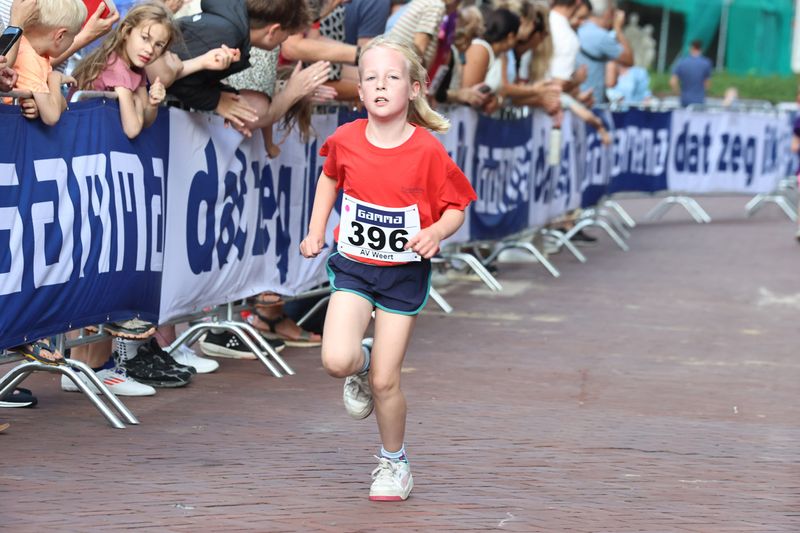 singelloop 20250018yaks.jpg