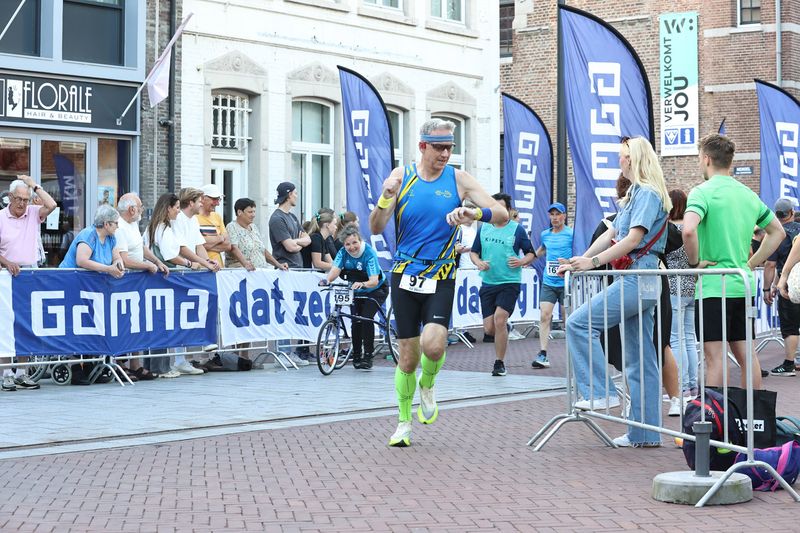 singelloop 20250238.jpg